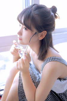 年轻的老师2全集